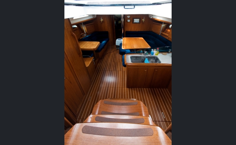 Jeanneau Sun Odyssey 43-kuva-4